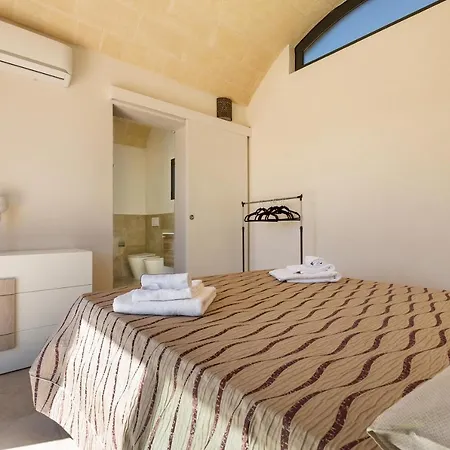 Mari Trullo By Perle Di Puglia
